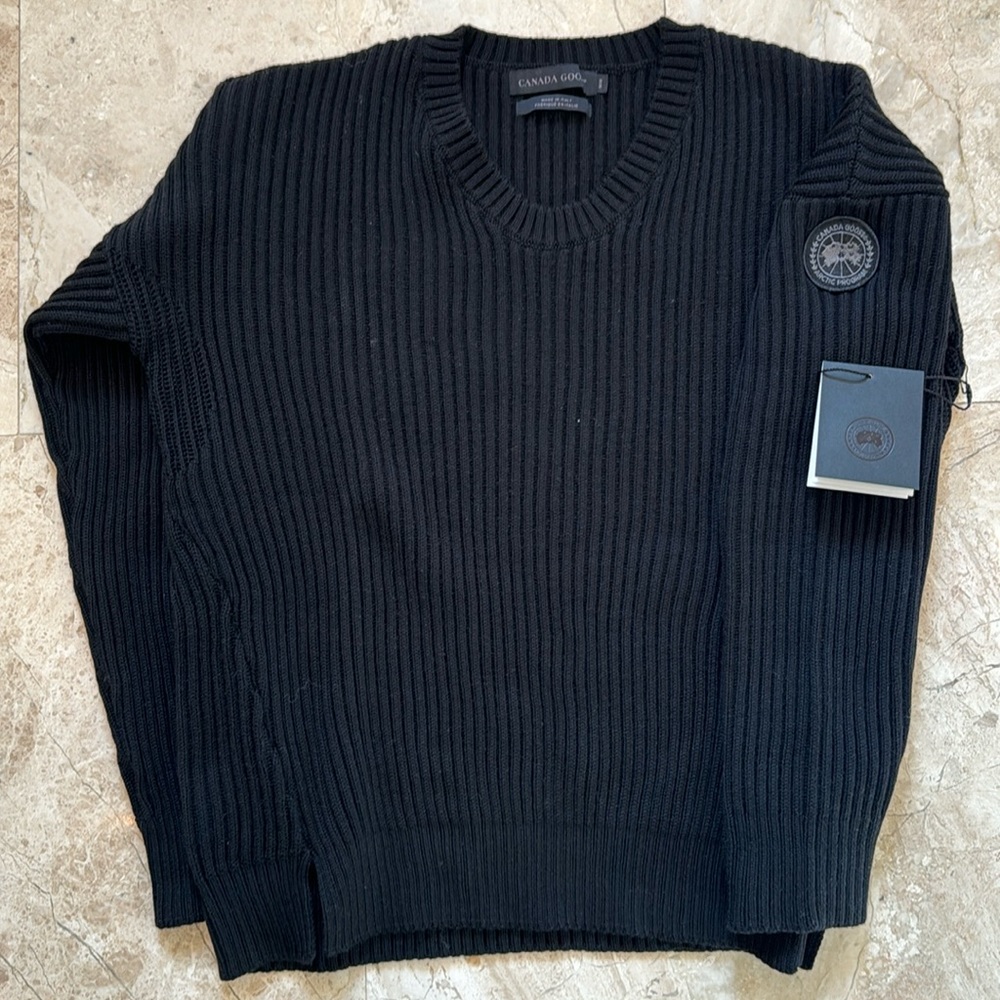 Black Canada Goose Ladies Mackenzie Sweater. Made in Italy. NWT